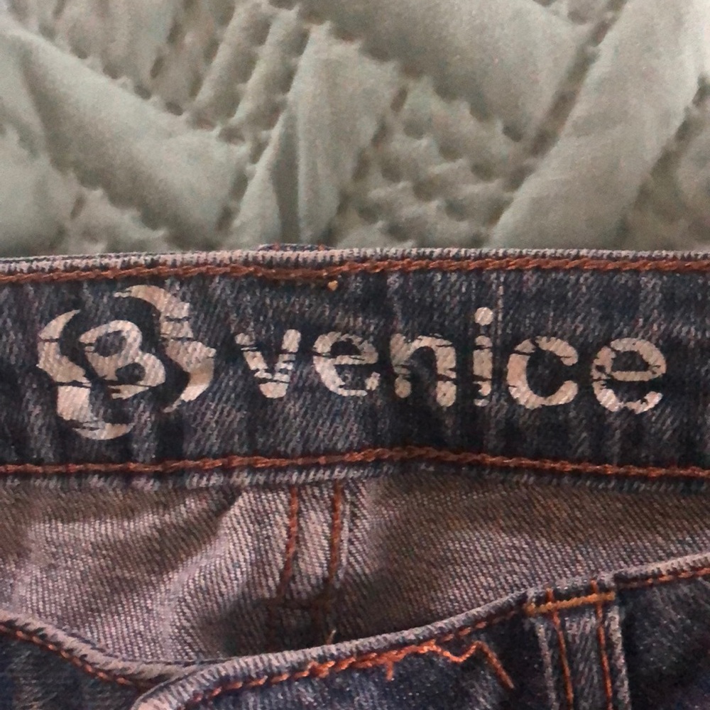 ❤️ B Venice Jean Shorts - Distressed with Studs - Picture 2 of 7